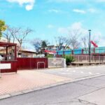 鏡石栄光幼稚園：194m